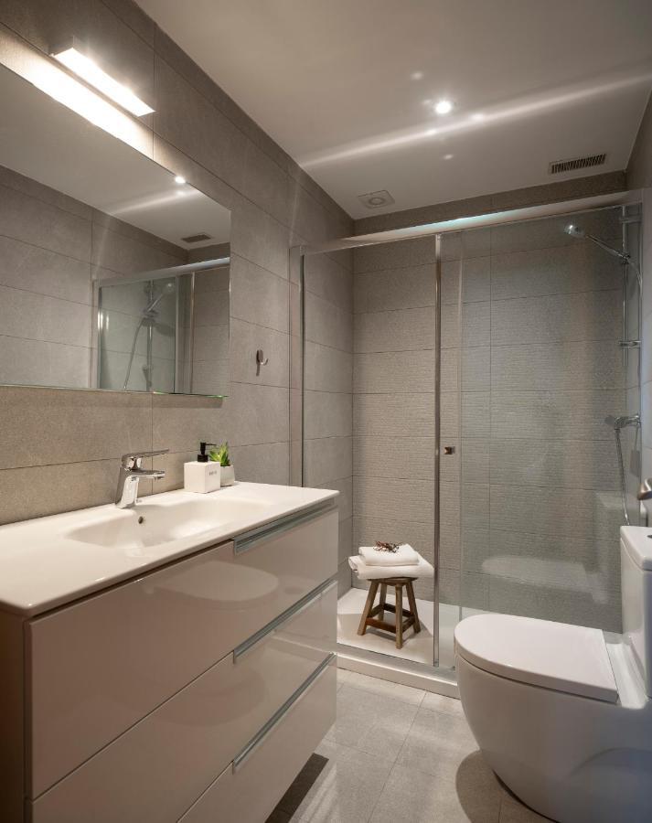 Premium Location! Gran Via & Free Parking Apartment *
